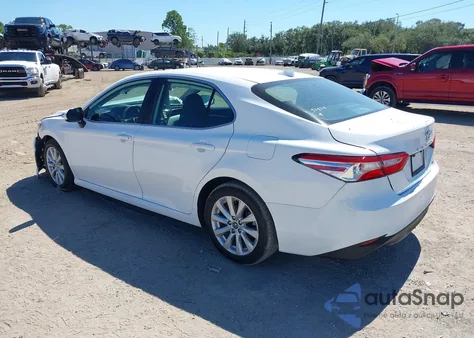 2020 Toyota Camry Le из США, поврежденный, VIN 4T1C11AK7LU941762